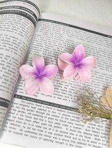 Floral Claw Hair Clips