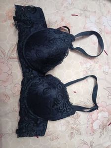 LACE BALCK BRA