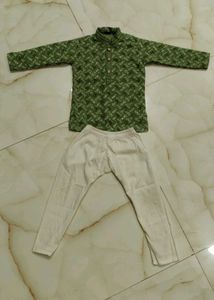 Green Embroidered Kurta