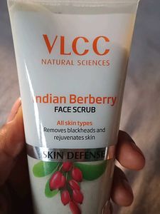 VLCC Indian Berberry Face Scrub