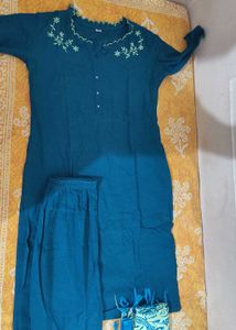 Floral Cut Neck Kurta Set