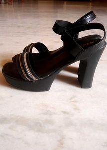 Y2k Glamorous Heels✨