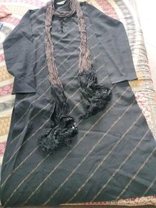 Elegant Kurta & Scarf Set