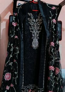 Pakistani Style Kurta Set