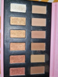 Nood Crew - 12 Eyeshadow Kit