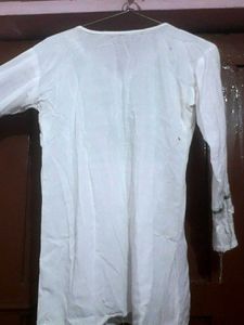 Embroidered White Short Kurti