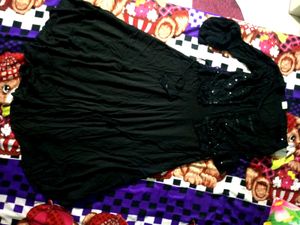 Elegant Black Dress with Lace Detail