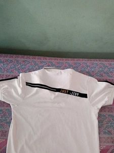 Very Nice Plain White And Beautiful T-shirt