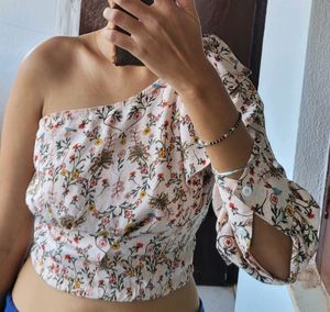 One Shoulder Top