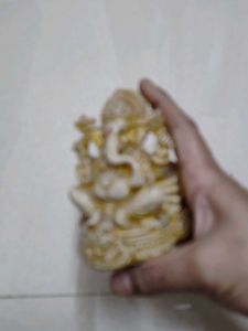 Ganesha,fibre,25yrold,mumbai