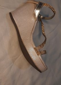 *PRICE DROP* Diamond Golden Heels Sandal