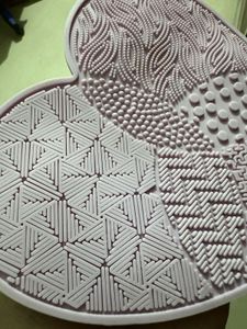 Heart Brush Cleaning Pad