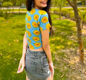 Floral Print Crop Top