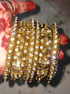 Sparkling Gold Bridal Bangles Set