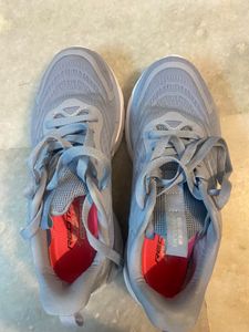 Red Tape Sports Shoes