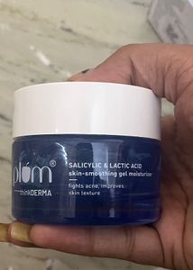 Plum Salicylic &amp; Lactic Acid Gel Based Moisturizer