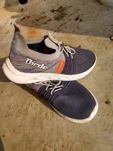 Men Shoes 9 No. With Box