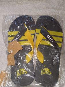 UTO Men&#39;s Flip Flops - Size 7 Black &amp; Yellow