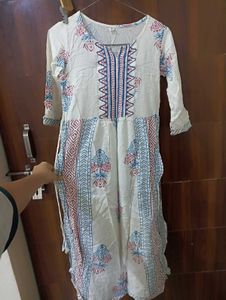 White Straight Kurta For Women