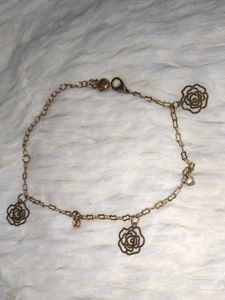 🥀Rose Charm Bracelet🌹