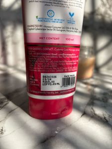 Mama Earth Beetroot Facewash
