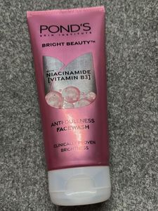 Ponds Niacinamide Anti Dullness Face Wash 200g