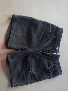 Bershka Black Shorts