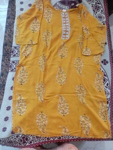 Four Cotton Kurtis For Sale Rs 50 Each