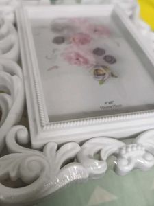 Ornate/fFriends Series White Photo Frame