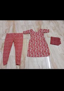 4 Churidhar Set With Long Dupatta