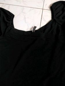 Black Puff Sleeve Top
