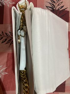 Selling Brand New Sling Bag from Europe