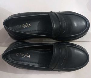 CHUNKY LOAFERS