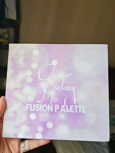 glitter galaxy eyeshadow palette