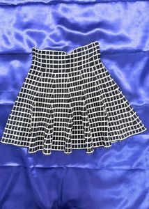 Chic Grid Pattern Mini Skirt