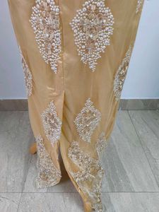 Elegant Gold Embroidered Gown❤️❤️