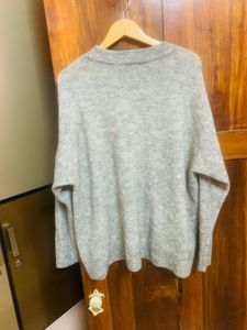 H&amp;M Sweat Shirt