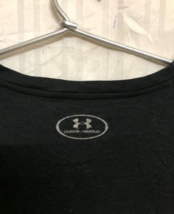 Under Armour Black Long Sleeve T Shirt