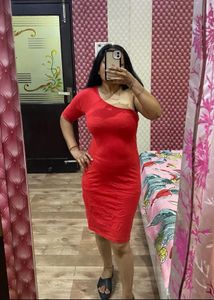 Chic Red One-Shoulder Bodycon Dress