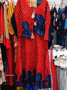 New Dress Bust 40