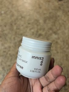 Innisfree Volcanic Pore Clay Mask