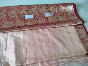Elegant Ethnic Peach And Marun Saree ♥️