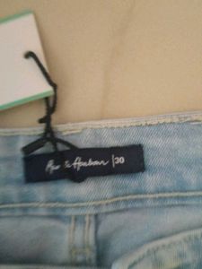 New Jeans Hai Aap Dekh Bhi Sakte Hain Level Lagela