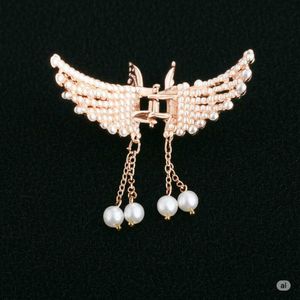 Pearl Wing Hair Claw Clip