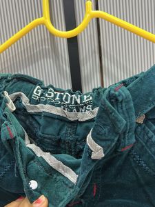 Cute Green Corduroy Pants 👖