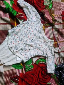 Cute Bunny Print Baby Bodysuit