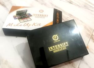 Full Makeup Kit With Eyeliner