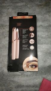 eyebrow and facial hair removable