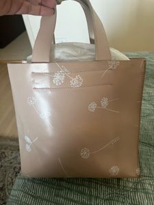 Furla Small Hansbag - Throaway Price