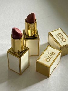 Riyo Professional Lipsticks